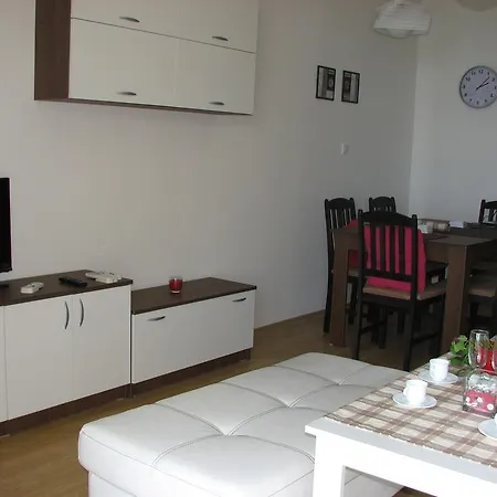 Апартамент Two-bedroom Donika *