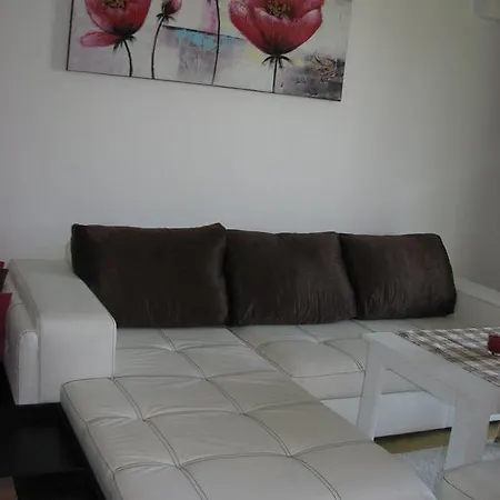 شقة Two-bedroom Donika *